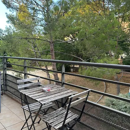 Calme Avec Clim, Balcon Et Parking Ovalie *
